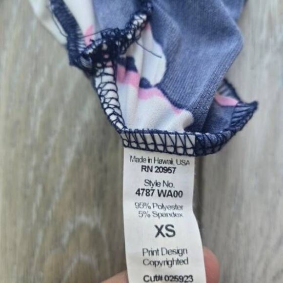 Tori Richard Honolulu Hawaiian made in the USA tunic sleeveless shirt stretch xs - Picture 9 of 10